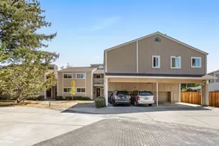 822 Cedar St A, Redwood City, CA 94063 - Photo 2