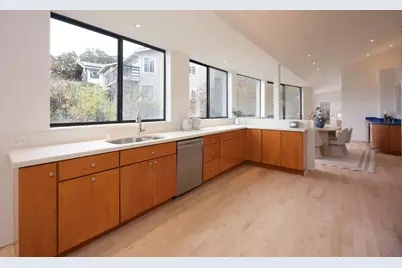 215 Winding Way, San Carlos, CA 94070 - Photo 18