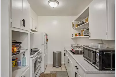 138-140 Berkshire Ave, Redwood City, CA 94063 - Photo 10