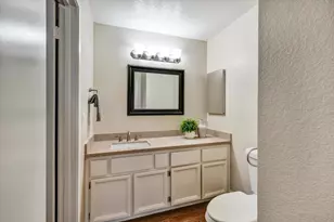2203 La Terrace Cir, San Jose, CA 95123 - Photo 14