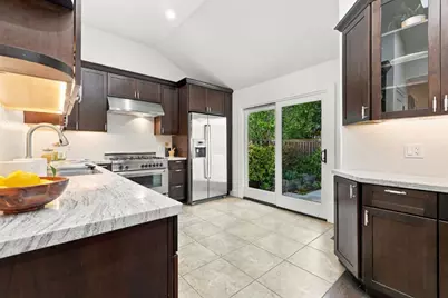 619 Bay Rd, Menlo Park, CA 94025 - Photo 30