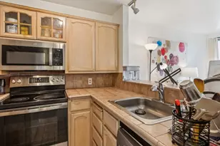 425 Anchor Rd 104, San Mateo, CA 94404 - Photo 12