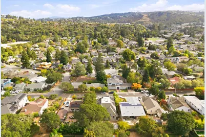 1618 Fairway Dr, Belmont, CA 94002 - Photo 44