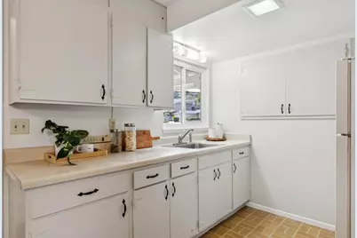 2595 Sherwood Dr, San Bruno, CA 94066 - Photo 6