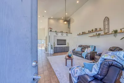 1220 Mulberry St, Hollister, CA 95023 - Photo 42