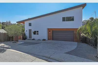 1220 Mulberry St, Hollister, CA 95023 - Photo 2