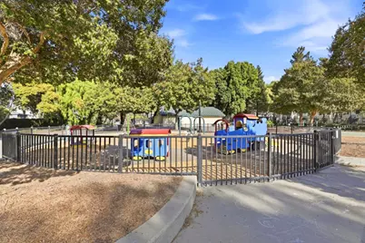 66 Fox Ave, San Jose, CA 95110 - Photo 42