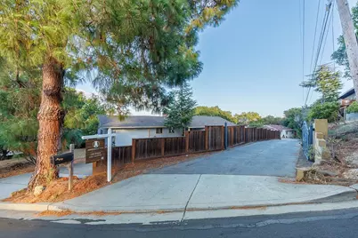 1239 Talbryn Dr, Belmont, CA 94002 - Photo 58