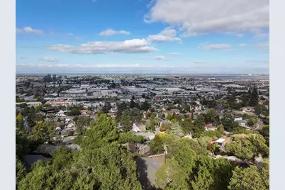 1239 Talbryn Dr, Belmont, CA 94002 - Photo 64