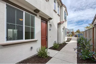 3052 Macarthur Dr E, Marina, CA 93933 - Photo 6