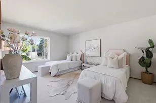 1345 Lakeview Dr, Hillsborough, CA 94010 - Photo 38
