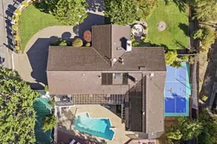 1345 Lakeview Dr, Hillsborough, CA 94010 - Photo 56