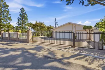1345 Lakeview Dr, Hillsborough, CA 94010 - Photo 10