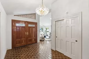 1345 Lakeview Dr, Hillsborough, CA 94010 - Photo 14