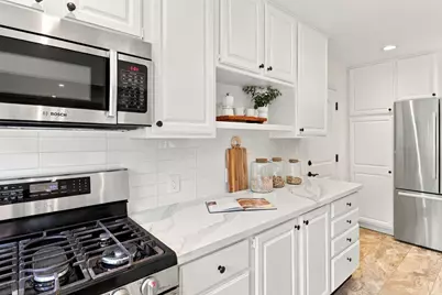 111 Hedge Rd, Menlo Park, CA 94025 - Photo 22