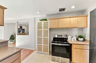 1377 Sprucewood Dr, San Jose, CA 95118 - Photo 10