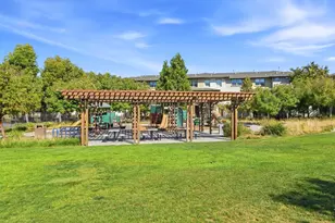 646 Luna Park Dr, San Jose, CA 95112 - Photo 32