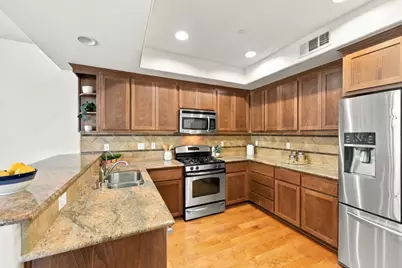 646 Luna Park Dr, San Jose, CA 95112 - Photo 12