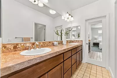 646 Luna Park Dr, San Jose, CA 95112 - Photo 20