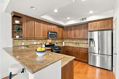 646 Luna Park Dr, San Jose, CA 95112 - Photo 10