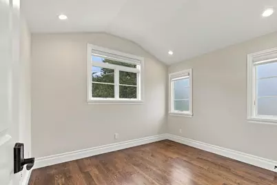 3878 Magnolia Dr, Palo Alto, CA 94306 - Photo 30