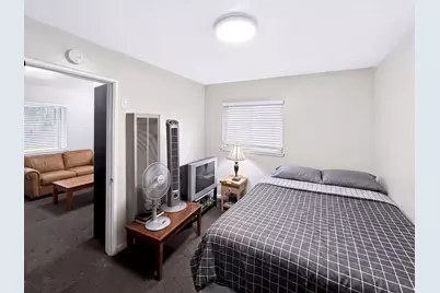 460 S Buena Vista Ave, San Jose, CA 95126 - Photo 14