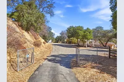 21111 Almaden Rd, San Jose, CA 95120 - Photo 2