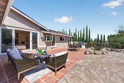 990 Oxford Dr, Los Altos, CA 94024 - Photo 44
