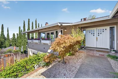 990 Oxford Dr, Los Altos, CA 94024 - Photo 52