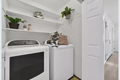 990 Oxford Dr, Los Altos, CA 94024 - Photo 20
