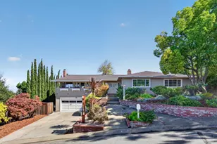 990 Oxford Dr, Los Altos, CA 94024 - Photo 1