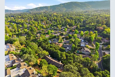 217 Mistletoe Rd, Los Gatos, CA 95032 - Photo 92