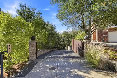 217 Mistletoe Rd, Los Gatos, CA 95032 - Photo 2