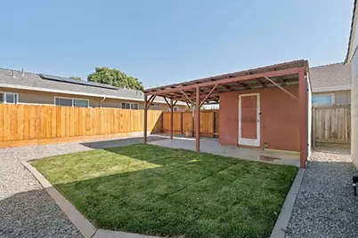 219 Line St, Hollister, CA 95023 - Photo 26