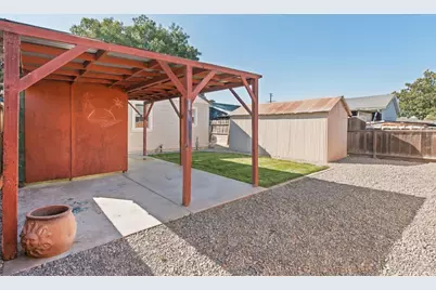 219 Line St, Hollister, CA 95023 - Photo 28