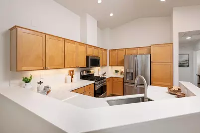 158 Positano Cir, Redwood Shores, CA 94065 - Photo 10