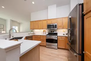 158 Positano Cir, Redwood Shores, CA 94065 - Photo 12