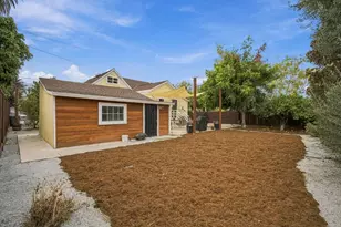307 E 6th St, Gilroy, CA 95020 - Photo 30
