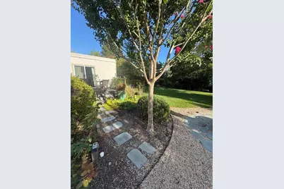 363 Dahlia Dr, Sonoma, CA 95476 - Photo 16