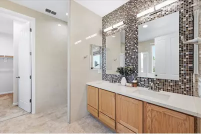 1367 Shore Dr, San Jose, CA 95131 - Photo 50
