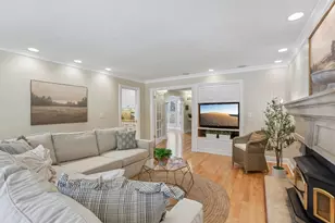 16611 Deerfield Ln, Morgan Hill, CA 95037 - Photo 14
