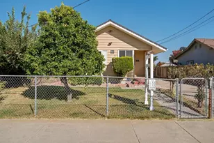 71 Rustic St, Hollister, CA 95023 - Photo 2