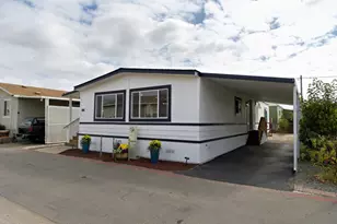 20 Russell Rd 84, Salinas, CA 93906 - Photo 2