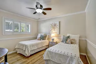 126 Oakwood Dr, Redwood City, CA 94061 - Photo 1