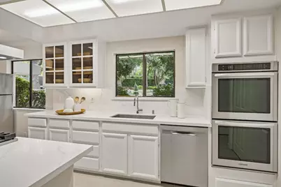 4 Tasker Ln, San Carlos, CA 94070 - Photo 8