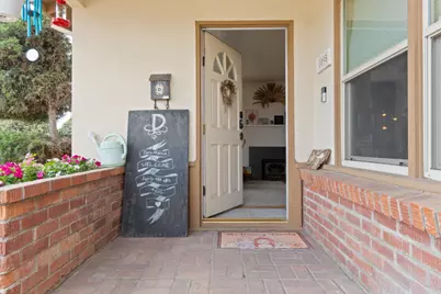 1095 Tyler St, Salinas, CA 93906 - Photo 2