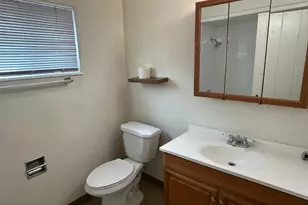 803 W 2nd St, Hollister, CA 95023 - Photo 12