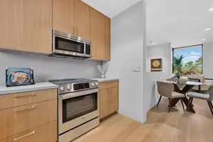 2240 Avy Ave, Menlo Park, CA 94025 - Photo 60