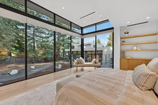 2240 Avy Ave, Menlo Park, CA 94025 - Photo 44