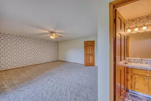 7505 Lovers Ln, Hollister, CA 95023 - Photo 18